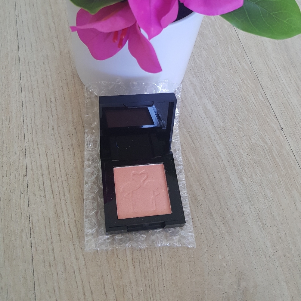 🎈Shaina B Miami highlighter - Picture 8 of 10